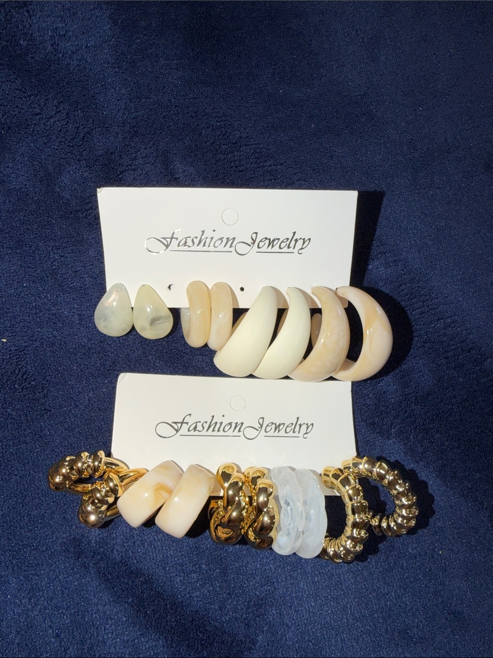 Fashion Jewelry Cream and Gold Earring and Bracelet Set